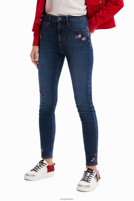 Desigual moterys siauri push-up džinsai su išsiuvinėtomis gėlėmis apranga S606BV564