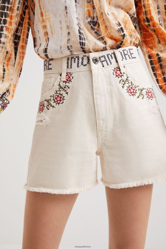 Desigual moterys amore šortai apranga S606BV1032