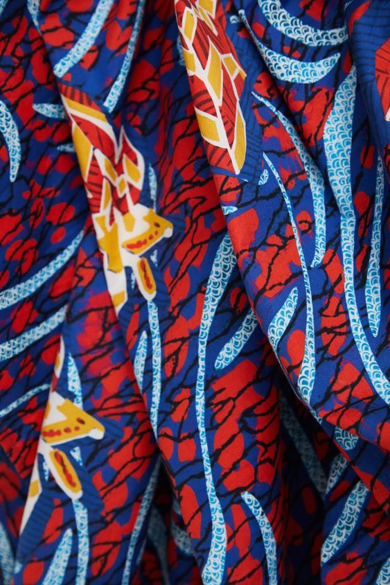 Desigual moterys stella jean daugiapozicinis ilgas sijonas apranga S606BV355