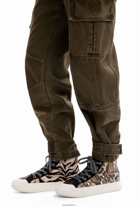 Desigual moterys sportbačiai su gyvūnų raštais avalynė S606BV1493