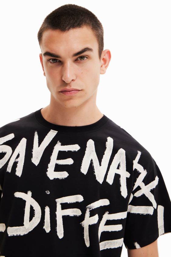 Desigual vyrų negabaritinių žodžių marškinėliai apranga S606BV1676